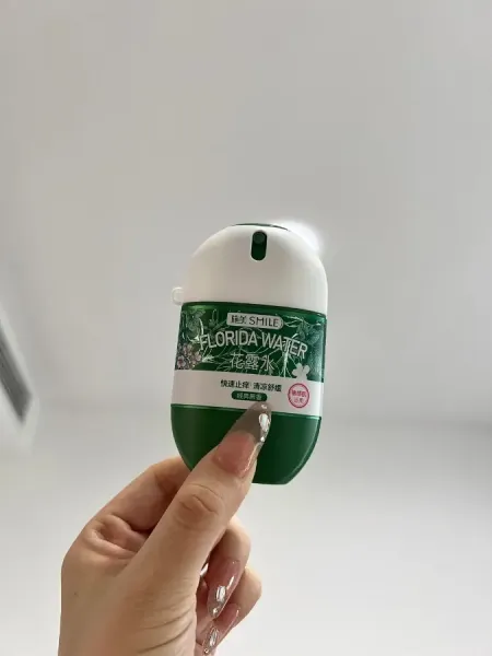 容易招蚊子的，都给我去买百雀羚施美花露水！
